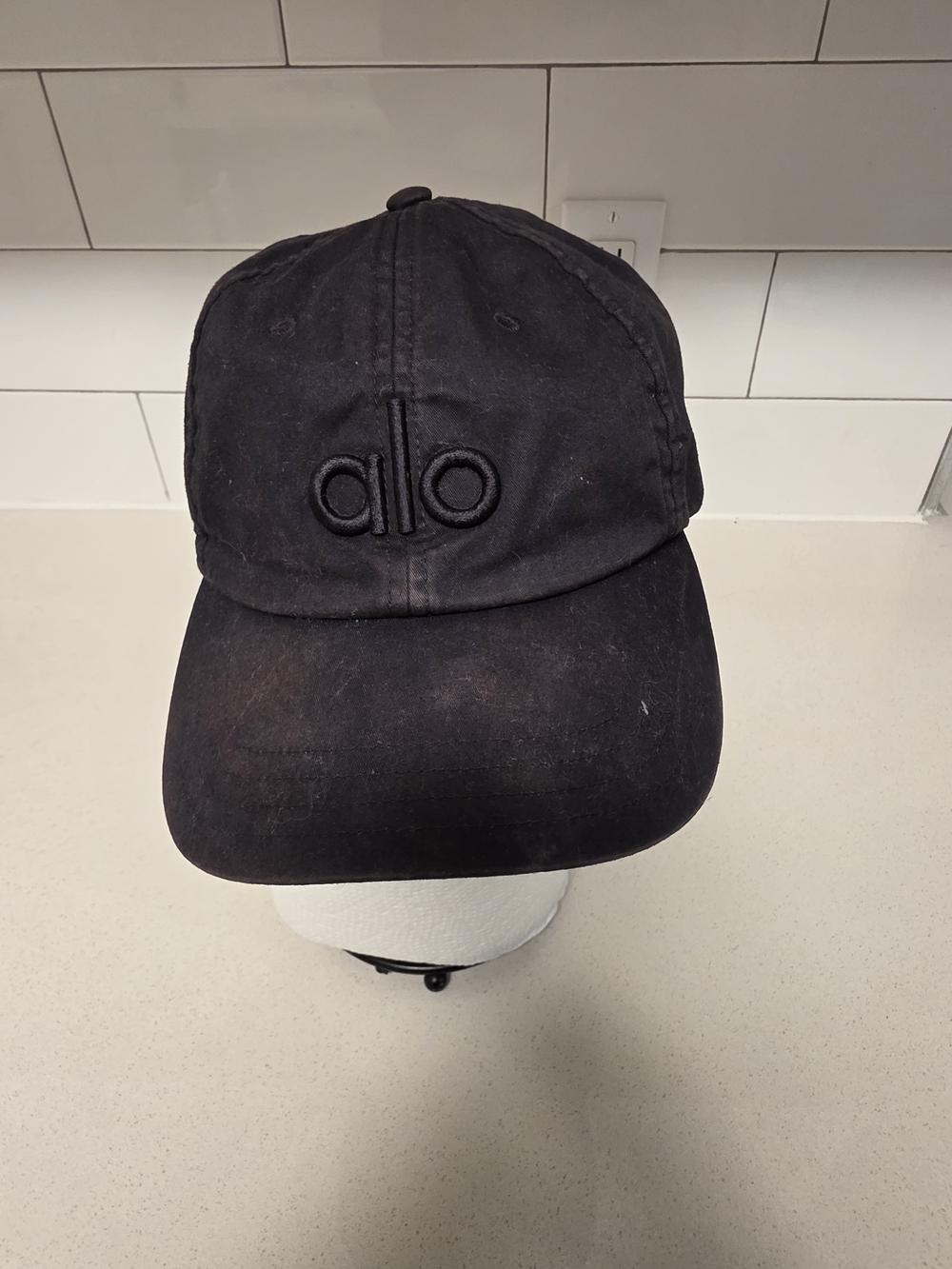 ALO Yoga Black Logo Label Hat Baseball Cap